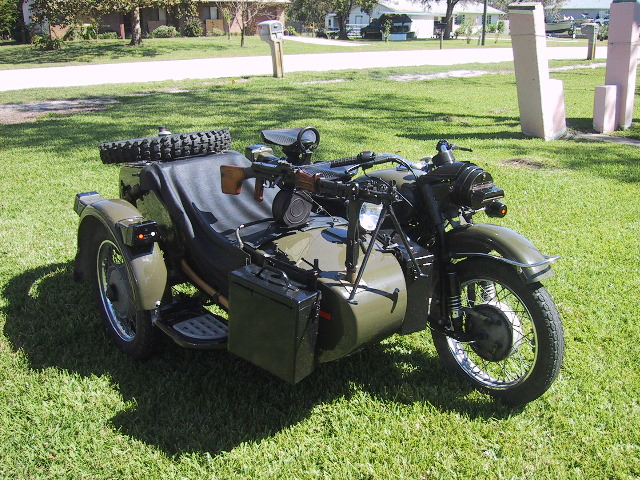 最大65％オフ！ Ural ウラル アクセサリー sidecar Ammo Box Green